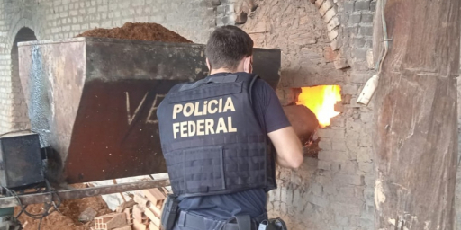 VIGILÂNCIA SANITÁRIA E POLÍCIA FEDERAL REALIZAM INCINERAÇÃO DE DROGAS EM REDENÇÃO