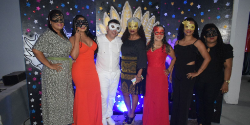 Secretaria de Educação realiza Baile de Máscaras em homenagem aos diretores